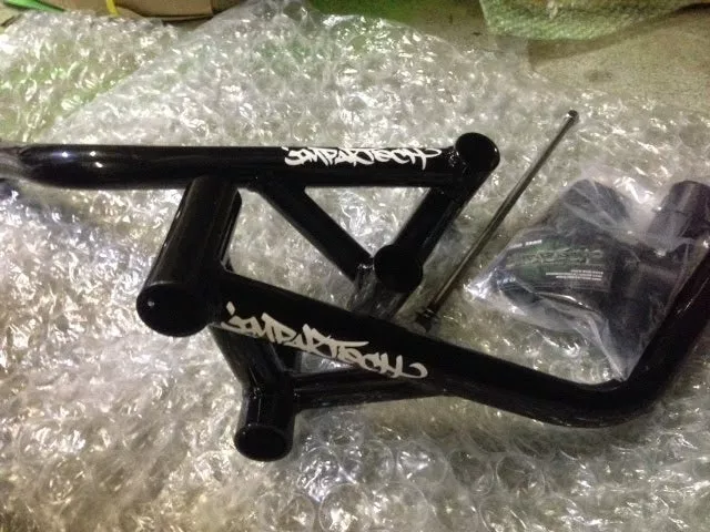 06-07 1000RR Race Rails