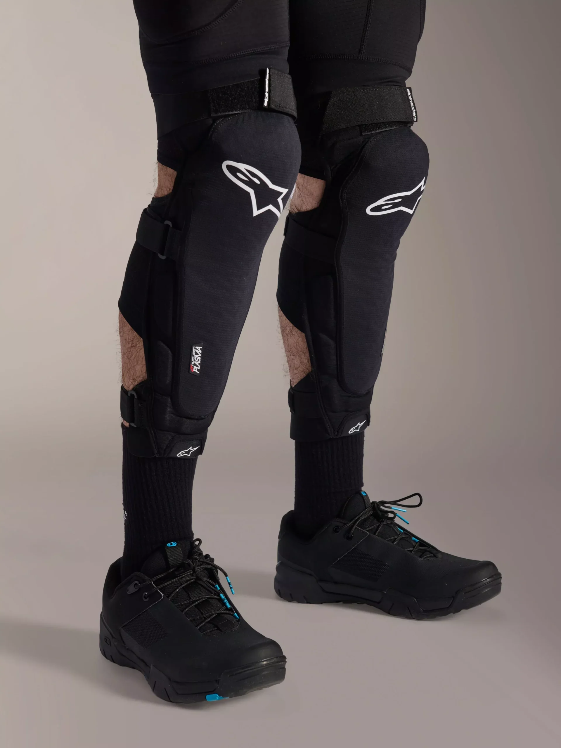 A-Impact Plasma Pro Knee Protectors