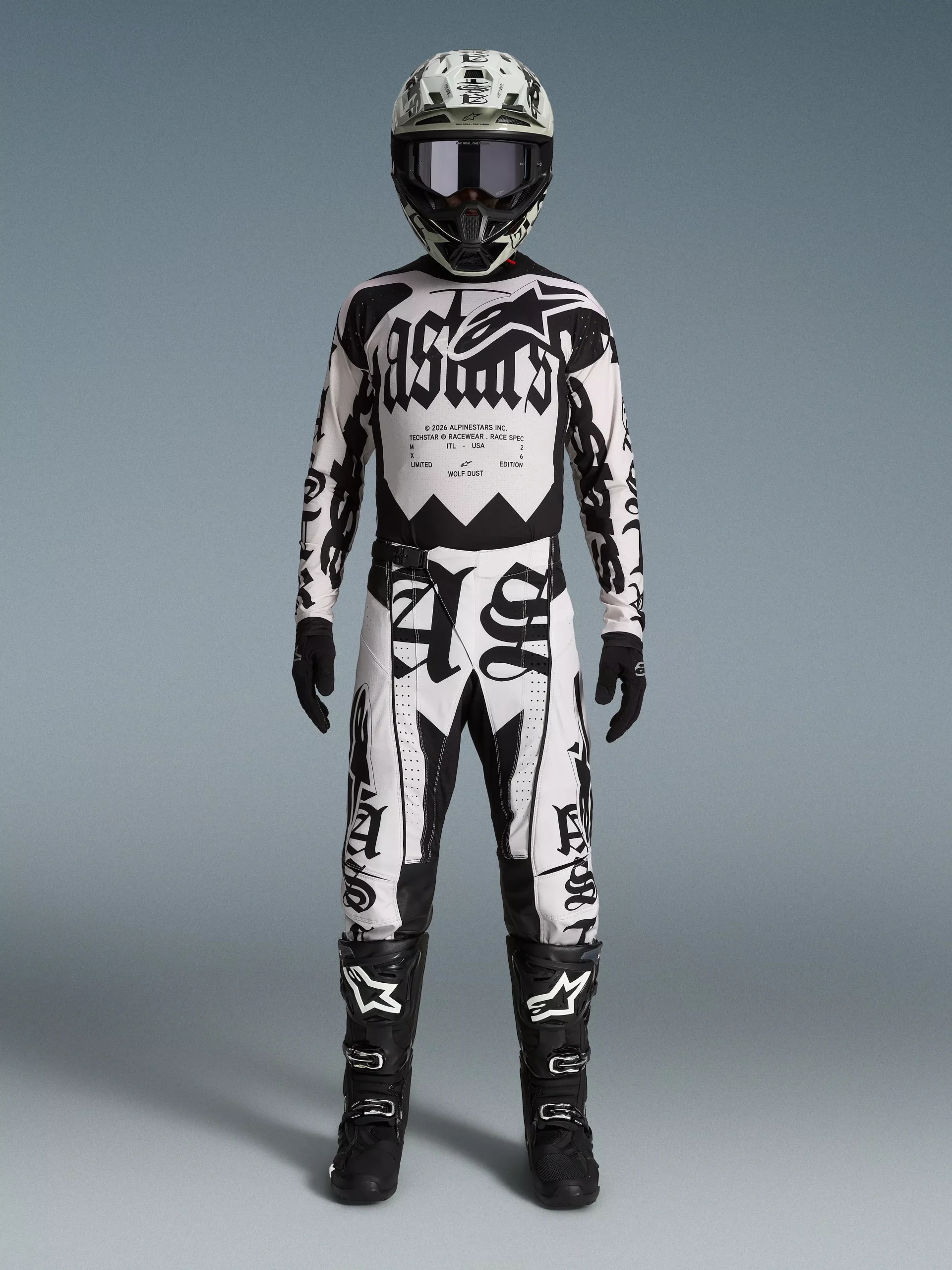 Limited Edition Techstar Wolf Dust Gear Set