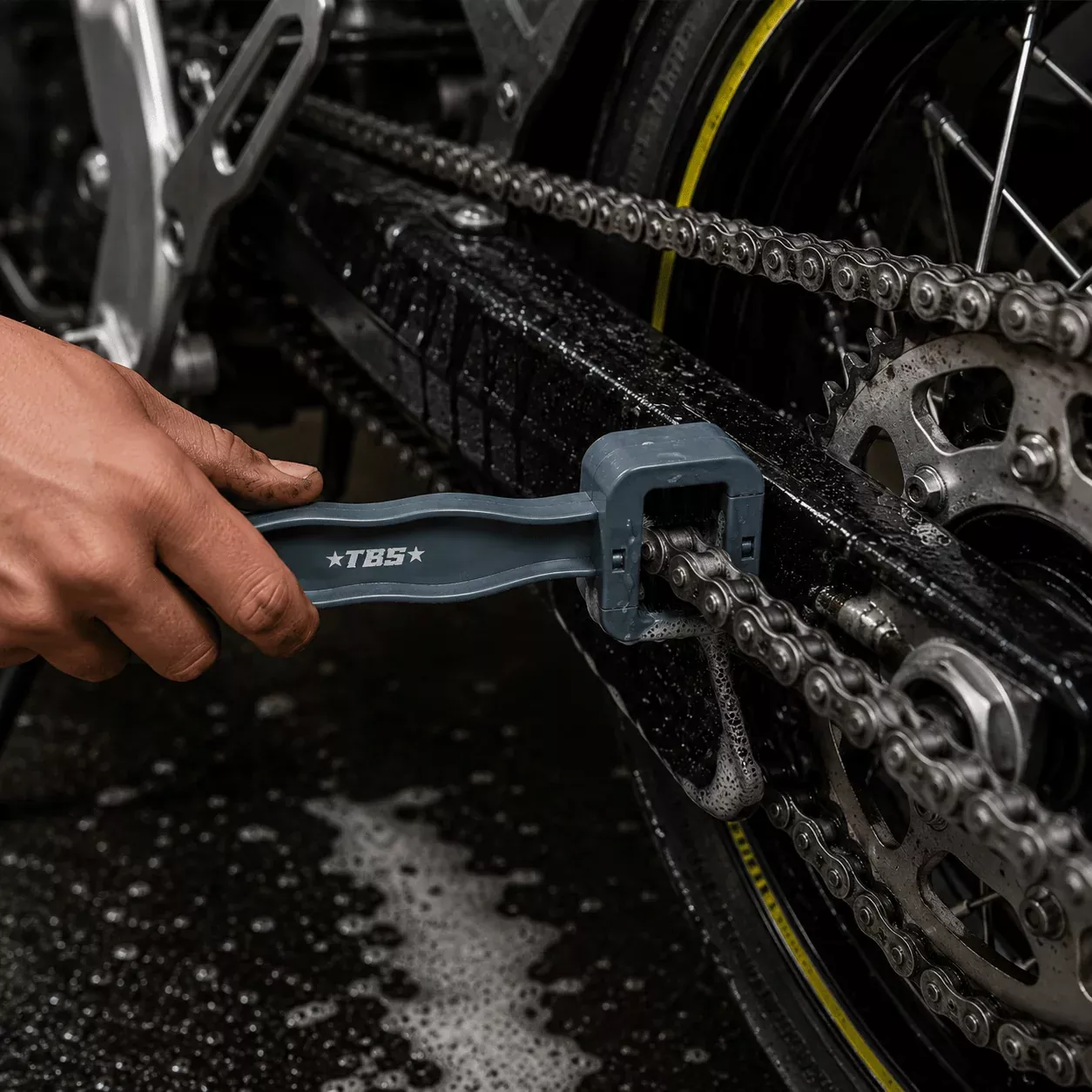 PRO CHAIN BRUSH