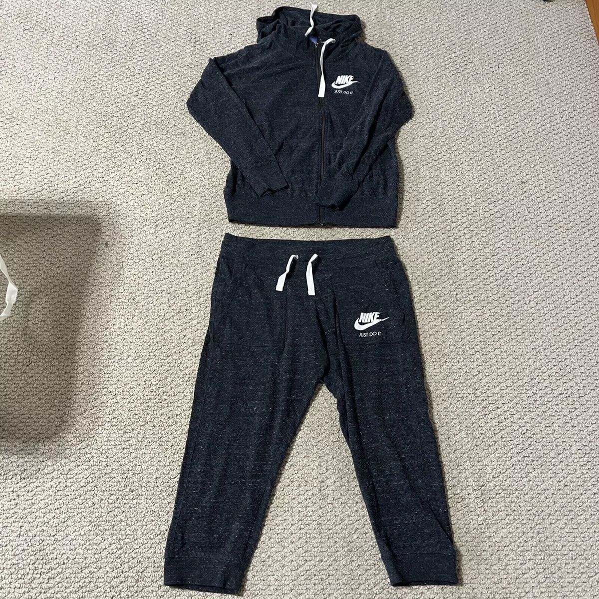 Womens Nike Athletic Set Size Medium Sweat Suit Lounge