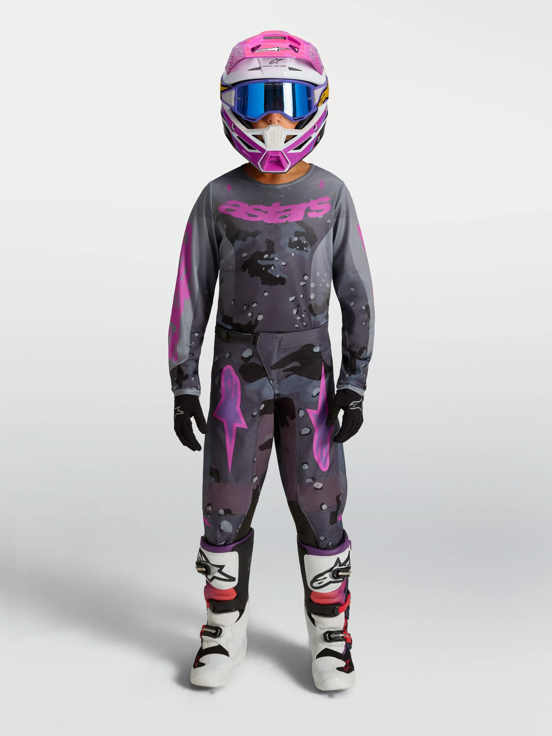 Youth Fluid Lone Gear Set